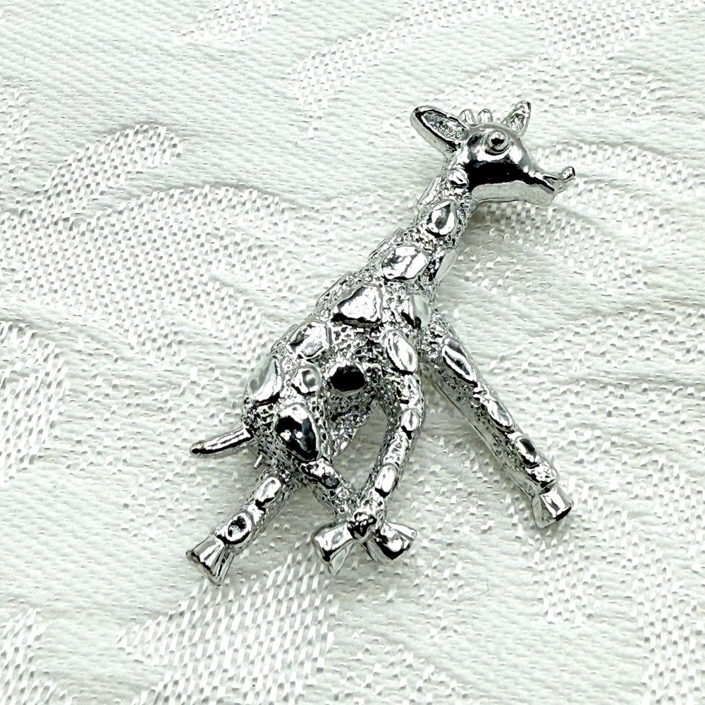 Vintage Cute Silver Tone Giraffe Scatter Pin Small Costume Brooch